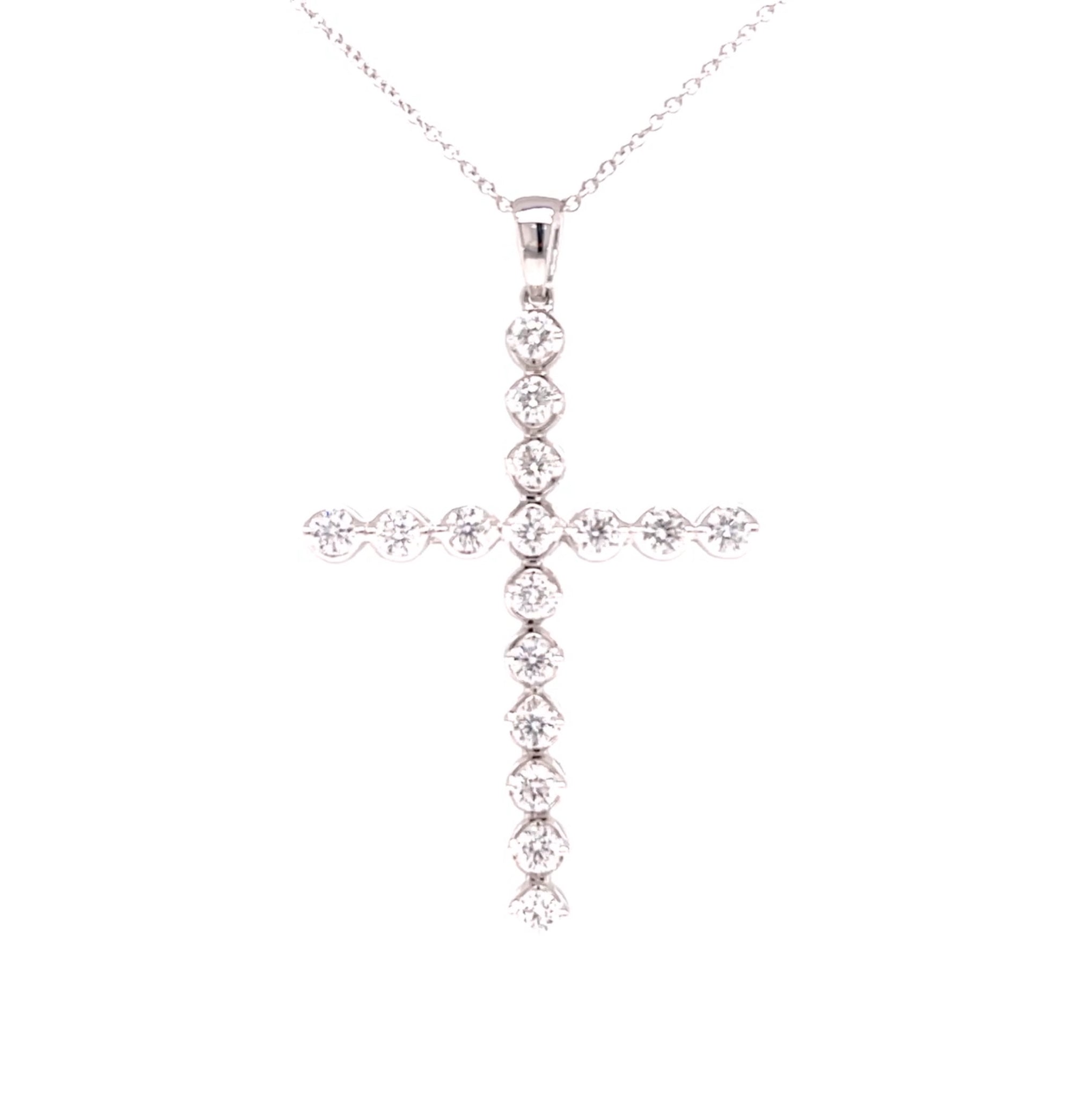 14KW 16 Diamond Cross Fashion Pendant