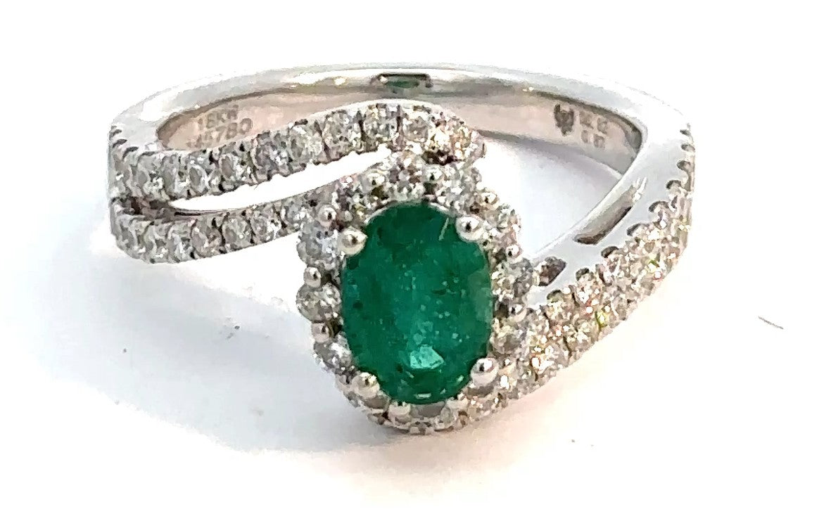 18KW Emerald & Split Double Row Diamond Fashion Ring