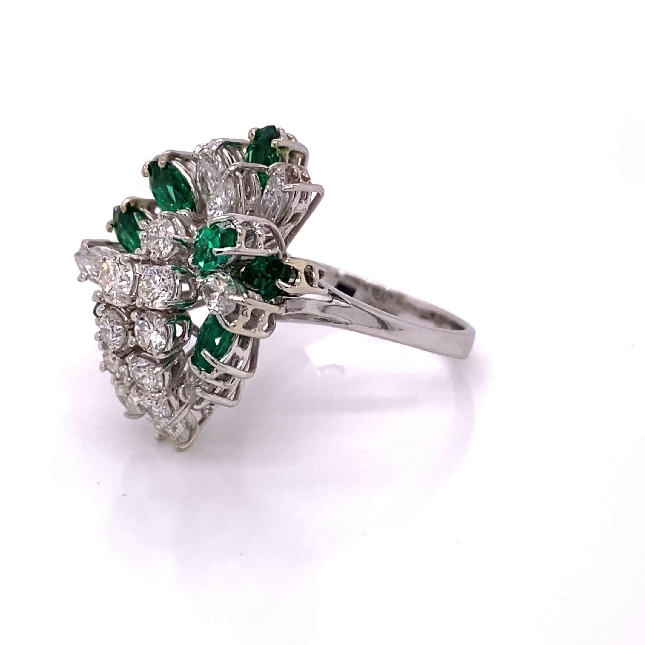 18KW Custom Estate Emerald And Diamond Fashion Ring
