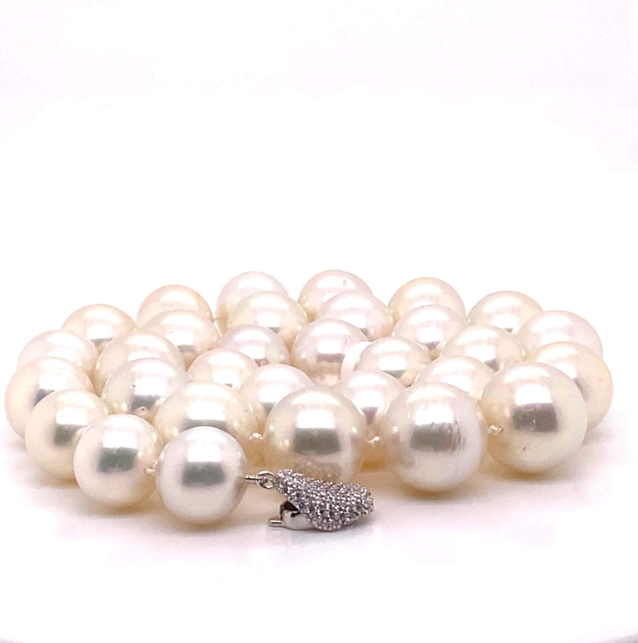 14KW Natural Large White Akoya Pearl Fashion Necklace