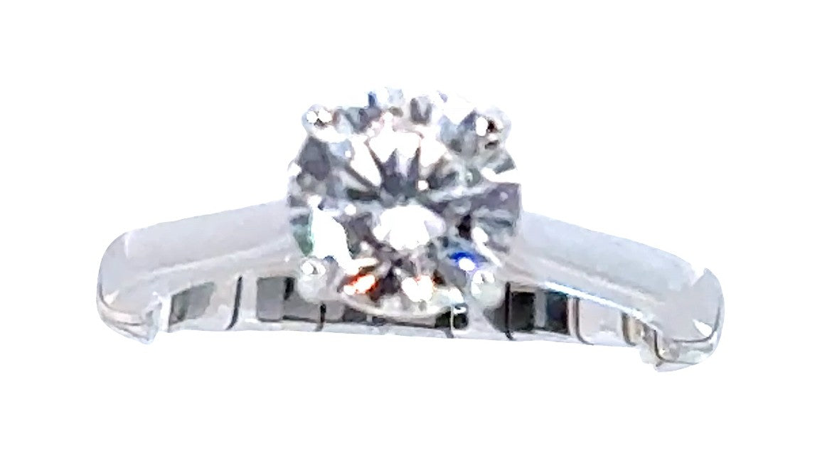 14KW Round White LG Diamond Stretch Solitaire Ring