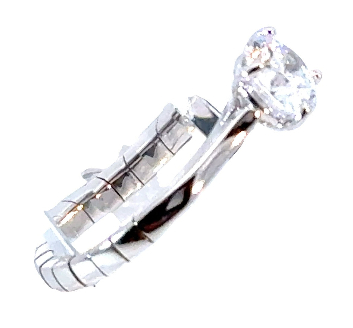 14KW Round White LG Diamond Stretch Solitaire Ring